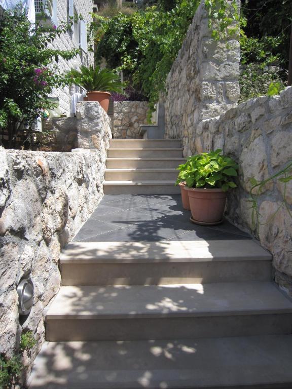Apartments Mirela Mlini Exterior photo